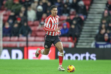 Sunderland 'dan Jobe Bellingham, 1 Ocak 2024' te İngiltere 'nin Sunderland kentinde Sheffield United' a karşı oynanan Sky Bet Şampiyonası maçında topu aldı.