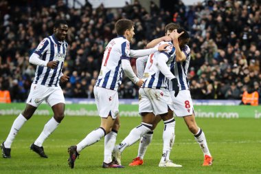 West Bromwich Albion 'dan Josh Maja, 1 Ocak 2024' te The Hawthorns, West Bromwich, İngiltere 'de West Bromwich Albion' a karşı oynanan Sky Bet Şampiyonası maçında 1-0 kazanma hedefini kutluyor.