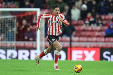 Sunderland 'dan Jobe Bellingham, 1 Ocak 2025' te İngiltere 'nin Sunderland kentinde Sheffield United' a karşı oynanan Sky Bet Şampiyonası maçında topu aldı.