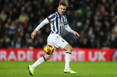 West Bromwich Albion takımından Jed Wallace, 1 Ocak 2024 'te İngiltere' nin başkenti West Bromwich 'te oynanan West Bromwich Albion-Preston North End maçında maç yapıyor.