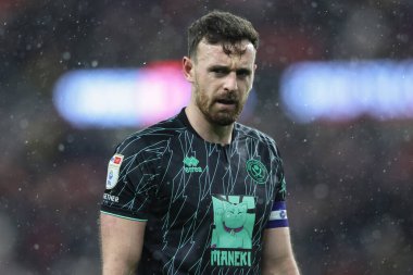 Sheffield United takımından Jack Robinson 1 Ocak 2025 'te Sunderland - Sheffield United Stadyumu' nda Sheffield United maçında