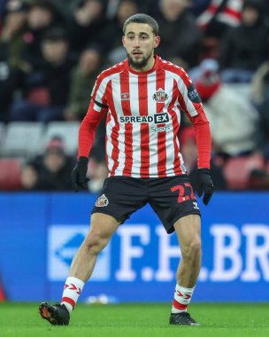 Sunderland 'lı Adil Aouchiche, 1 Ocak 2025' te İngiltere 'nin Sunderland-Sheffield United stadyumunda oynanan Gökyüzü İddia Şampiyonası maçında