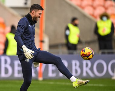 Blackpool 'dan Richard O' Donnell maç öncesi ısınma maçında Blackpool - Shrewsbury Town maçı, Bloomfield Road, Blackpool, İngiltere, 1 Ocak 2024