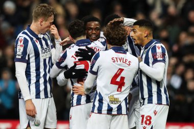 West Bromwich Albion takımından Josh Maja, 1 Ocak 2025 'te The Hawthorns, West Bromwich, Birleşik Krallık' ta West Bromwich Albion ile Preston North End arasındaki Sky Bet Şampiyonası 'nda 1-0' lık galibiyet golünü kutluyor.