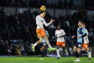 Blackpool takımından Kyle Joseph, Adams Park, High Wycombe, Birleşik Krallık 'ta Wycombe Wanderers' a karşı oynanan 1.