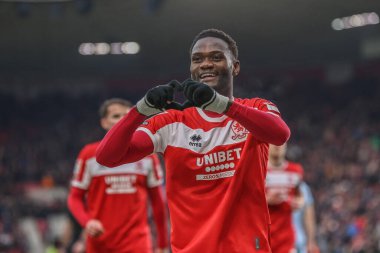 Middlesbrough 'dan Emmanuel Latte Lath, Middlesbrough' un 4 Ocak 2024 'te Riverside Stadyumu, Middlesbrough' da oynanan Sky Bet Şampiyonası maçında 1-0 kazanma hedefini kutluyor.