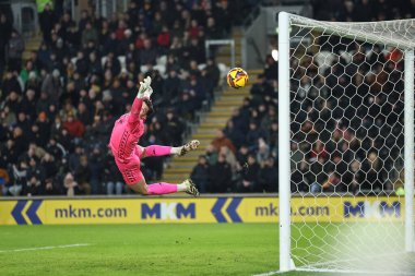 Leeds United takımından Ao Tanaka, Hull City 'den Ivor Pandur' u 4 Ocak 2024 'te MKM Stadyumu' nda oynanan Hull City - Leeds United maçında 1-1 yendi.