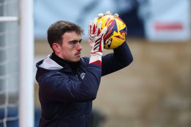 Blackpool 'dan Harry Tyrer 4 Ocak 2025' te Adams Park, High Wycombe 'da Wycombe Wanderers' a karşı oynanan Sky Bet 1 maçı öncesinde ısınma turunda