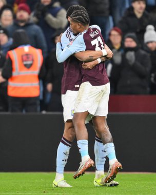 Aston Villa 'dan Leon Bailey, Premier Lig maçında Aston Villa ile Leicester City arasında 4 Ocak 2025' te Birmingham, İngiltere 'de oynanan Villa Park maçında 2-1 kazanma hedefini kutluyor.