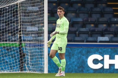 Blackpool takımından Harry Tyrer 4 Ocak 2025 'te Adams Park, High Wycombe, İngiltere' de Wycombe Wanderers-Blackpool maçında