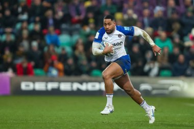 Bath Rugby 'den Joe Cokanasiga, Gallagher Premiership maçında Northampton Saints-Bath Rugby maçında Franklin' s Gardens, Northampton 'daki Cinch Stadyumu' nda mola verdi.