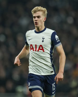 Tottenham Hotspur 'dan Lucas Bergvall Carabao Kupası Yarı Finalleri sırasında Tottenham Hotspur Liverpool' a karşı Tottenham Hotspur Stadyumu, Londra, Birleşik Krallık, 8 Ocak 2025