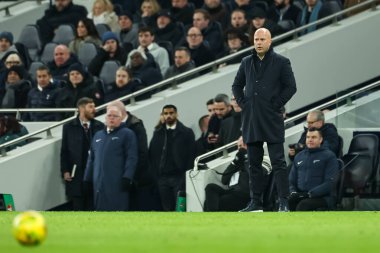 Liverpool Carabao Kupası Yarı Finali 'nde Arne Slot teknik direktörü Tottenham Hotspur' a karşı Liverpool Tottenham Hotspur Stadyumu, Londra, Birleşik Krallık, 8 Ocak 2025