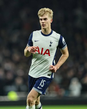 Tottenham Hotspur 'dan Lucas Bergvall Carabao Kupası Yarı Finalleri sırasında Tottenham Hotspur Liverpool' a karşı Tottenham Hotspur Stadyumu, Londra, Birleşik Krallık, 8 Ocak 2025