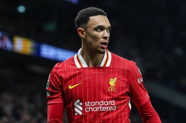 Liverpool 'dan Trent Alexander-Arnold Carabao Kupası Yarı Finalleri sırasında Tottenham Hotspur' a karşı Liverpool Tottenham Hotspur Stadyumu, Londra, Birleşik Krallık, 8 Ocak 2025