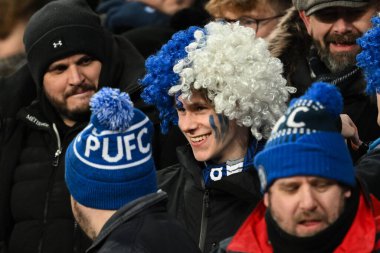 Peterborough United taraftarları, 9 Ocak 2025 tarihinde İngiltere 'nin Liverpool kenti Goodison Park' ta oynanan 3. tur karşılaşmasında Everton ve Peterborough United 'ı yendi.