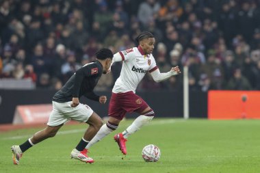 West Ham United takımından Crysencio Summerville, 10 Ocak 2025 tarihinde Birmingham, İngiltere 'de oynanan 3.