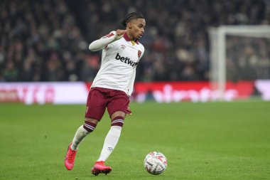 West Ham United takımından Crysencio Summerville, 10 Ocak 2025 tarihinde Birmingham, İngiltere 'de oynanan 3.