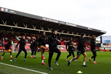 Wolverhampton Wanderers 'ın oyuncuları, 11 Ocak 2025' te İngiltere 'nin Ashton Gate kentinde oynanan Bristol City-Wolverhampton Wanderers maçında oynanan 3.