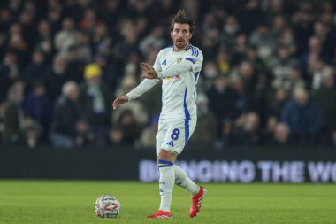 Joe Rothwell of Leeds United gives his team instructions during the Emirates FA Cup 3rd Round match Leeds United vs Harrogate Town at Elland Road, Leeds, United Kingdom, 11th January 2025 clipart