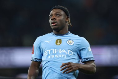 Manchester City 'den Jrmy Doku, 11 Ocak 2025 tarihinde İngiltere' nin Etihad Stadyumu 'nda oynanan 3.