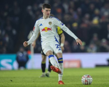 Leeds United takımından Sam Byram, 11 Ocak 2025 tarihinde Birleşik Krallık 'ın Elland Road kentinde oynanan 3.