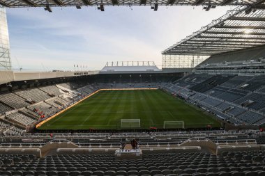 St. James Park, Birleşik Krallık, Newcastle 'daki St. James' s Park 'ta oynanan 3. Raundda oynanan Newcastle United maçının genel görünümü.