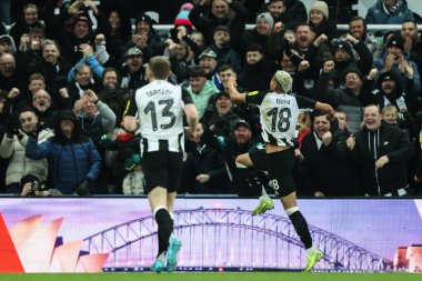 Newcastle United takımından William Osula, 12 Ocak 2025 tarihinde Birleşik Krallık 'ın Newcastle Park kentinde oynanan 3. tur karşılaşmasında 3-1 kazanma hedefini kutluyor.