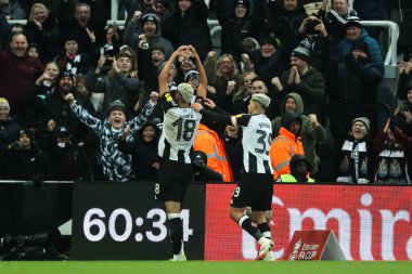 Newcastle United takımından William Osula, 12 Ocak 2025 tarihinde Birleşik Krallık 'ın Newcastle Park kentinde oynanan 3. tur karşılaşmasında 3-1 kazanma hedefini kutluyor.
