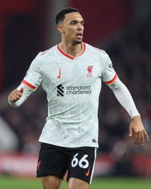 Liverpool 'dan Trent Alexander-Arnold Premier Lig maçı sırasında Nottingham Forest, Liverpool' a karşı City Ground, Nottingham, İngiltere, 14 Ocak 2025