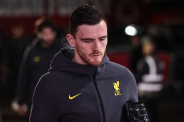 Liverpool 'dan Andrew Robertson Premier Lig maçı sırasında Nottingham Forest' a karşı Liverpool City Ground, Nottingham, İngiltere 'de 14 Ocak 2025' te geldi.