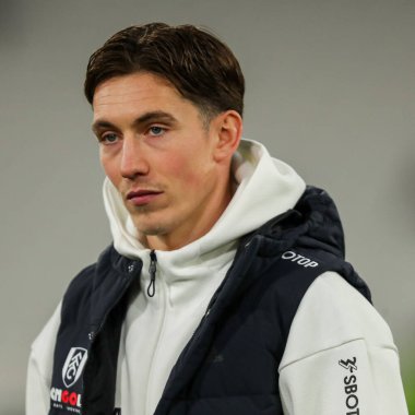 Fulham 'dan Harry Wilson, Premier League maçından önce Londra Stadyumu' na geldi. Maç 14 Ocak 2025 'te Londra' daki Fulham Stadyumu 'nda West Ham United' a karşı.