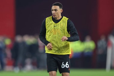 Liverpool 'dan Trent Alexander-Arnold Premier League maçı sırasında Nottingham Forest' a karşı Liverpool City Ground, Nottingham, İngiltere 'de 14 Ocak 2025' te oynanan maçta ısınma turunda...
