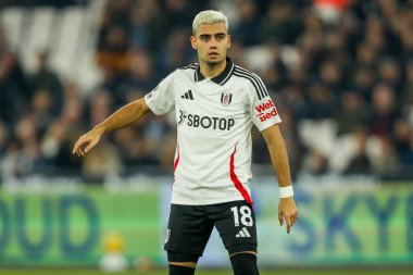 Fulham 'dan Andreas Pereira 14 Ocak 2025' te Londra Stadyumu 'nda oynanan Premier League maçında takıma talimat verdi.