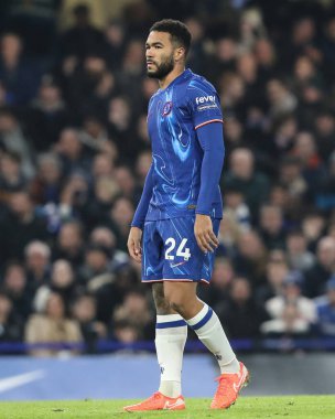 Chelsea Premier Ligi karşılaşmasında Chelsea ile Bournemouth arasındaki Stamford Bridge, Londra, Birleşik Krallık maçında Reece James, 14 Ocak 2025