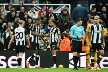 Newcastle United 'tan Alexander Isak, Premier League maçı Newcastle United ve Wolverhampton Wanderers maçında 15 Ocak 2025' te St. James 's Park, Newcastle, İngiltere' de 1-0 kazanma hedefini kutluyor.