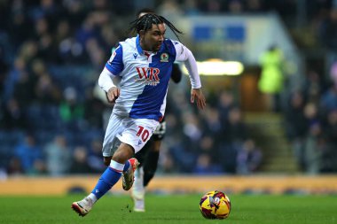 Blackburn Rovers takımından Tyrhys Dolan 15 Ocak 2025 'te Blackburn, İngiltere' de Blackburn Park 'ta Blackburn Rovers' a karşı Blackburn Rovers maçında