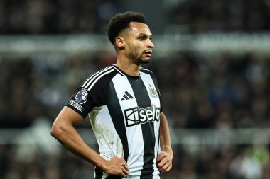 Newcastle United takımından Jacob Murphy 15 Ocak 2025 'te İngiltere' deki St. James 's Park' ta Wolverhampton Wanderers 'a karşı oynanan Premier League maçı sırasında