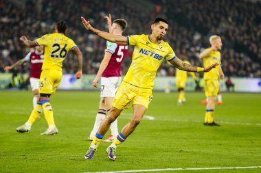 Crystal Palace 'dan Daniel Munoz 18 Ocak 2025' te Londra Stadyumu 'nda oynanan Premier League karşılaşmasında tepki gösterdi.
