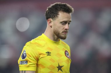 Brentford 'dan Mark Flekken Premier Lig maçı sırasında Brentford, Liverpool' a karşı Gtech Community Stadyumu, Londra, Birleşik Krallık, 18 Ocak 2025