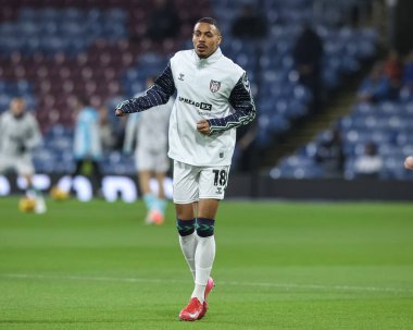 Sunderland 'dan Wilson Isidor 17 Ocak 2025' te Burnley - Sunderland Turf Moor, Burnley, İngiltere 'de oynanan Sky Bet Şampiyonası karşılaşmasında maç öncesi ısınma maçında