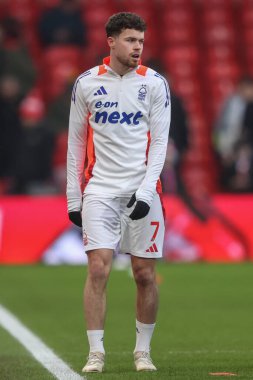 Nottingham Ormanı 'ndan Neco Williams Premier League maçında ısınma turunda Nottingham Forest Southampton' a karşı City Ground, Nottingham, İngiltere, 19 Ocak 2025