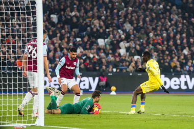 West Ham United takımından Lukasz Fabianski 18 Ocak 2025 'te Londra' daki Londra Stadyumu 'nda oynanan Premier League maçında kurtarış yaptı.