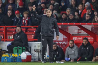 Southampton 'dan İvan Juric Manager takımına Premier Lig maçı sırasında Nottingham Forest ile Southampton City Ground, Nottingham, İngiltere' de 19 Ocak 2025 'te karşı karşıya geldiklerinde talimat verdi.