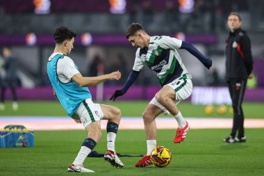 Sunderland 'dan Chris Rigg 17 Ocak 2025' te Burnley - Sunderland Turf Moor, Burnley, İngiltere 'de oynanan Sky Bet Şampiyonası karşılaşmasında maç öncesi ısınma maçında