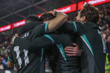 Liverpool 'lu Darwin Nez, 18 Ocak 2025' te İngiltere 'deki Gtech Community Stadyumu' nda oynanan Premier League maçı Brentford-Liverpool maçında 0-2 kazanma hedefini kutluyor.