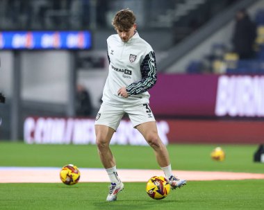 Sunderland 'dan Dennis Cirkin, 17 Ocak 2025' te Burnley, Burnley, Burnley 'de oynanan Sky Bet Şampiyonası karşılaşmasında maç öncesi ısınma maçında