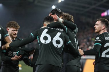 Liverpool 'lu Darwin Nez, 18 Ocak 2025' te İngiltere 'deki Gtech Community Stadyumu' nda oynanan Premier League karşılaşması Brentford-Liverpool maçında 0-1 kazanma hedefini kutluyor.
