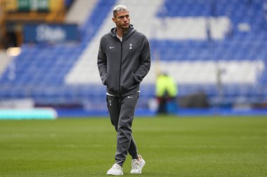Tottenham Hotspur 'dan Richarlison, Premier Lig karşılaşması öncesinde Goodison Park, Liverpool, İngiltere' de Everton Tottenham Hotspur 'a karşı 19 Ocak 2025' te geldi.