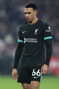 Liverpool 'dan Trent Alexander-Arnold Premier League maçı sırasında Brentford, Liverpool' a karşı Gtech Community Stadyumu, Londra, Birleşik Krallık, 18 Ocak 2025